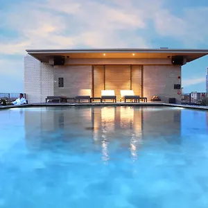 hotel-viu-milan.it-lombardy.com/